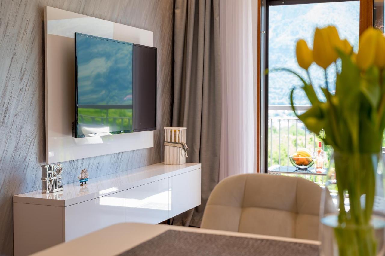 Montefiori Lux View Apartment Kotor Luaran gambar